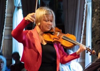 Alina Ibragimova of the Chiaroscuro Quartet