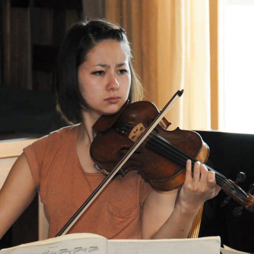 Cassandra Hamilton of the Bernadel Quartet