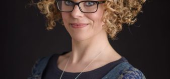 Dr Helen Scales