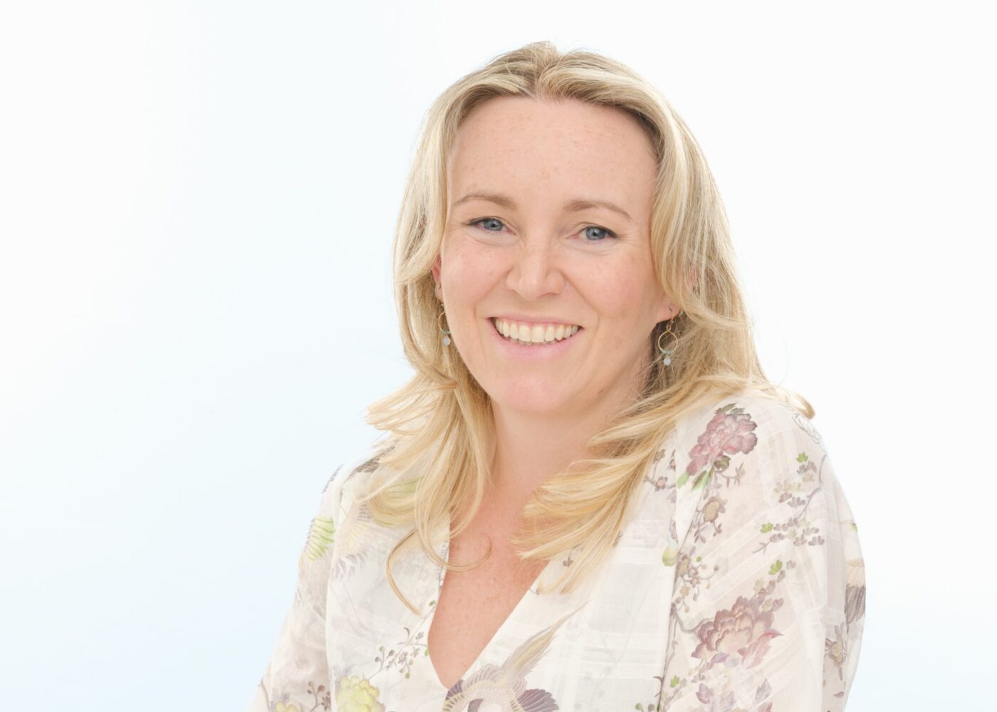 Cristín Leach