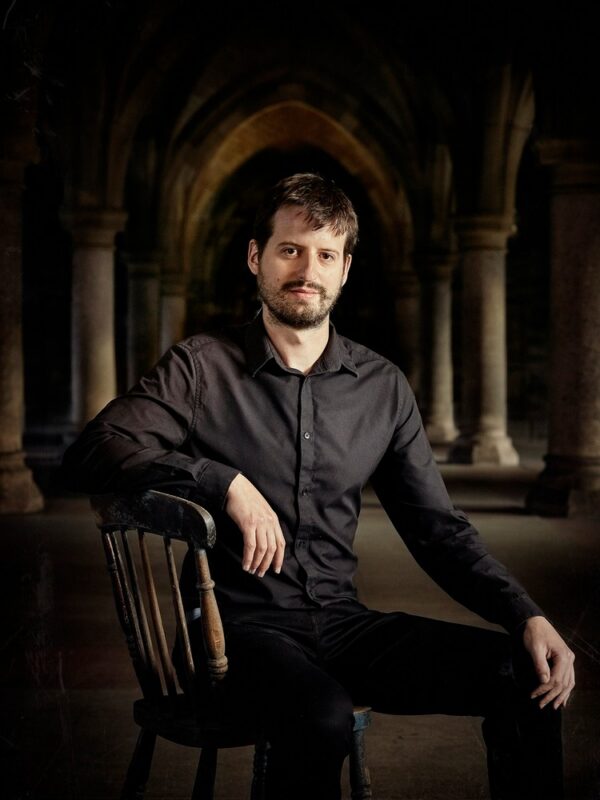 13. Coffee Concert Tom Foster
