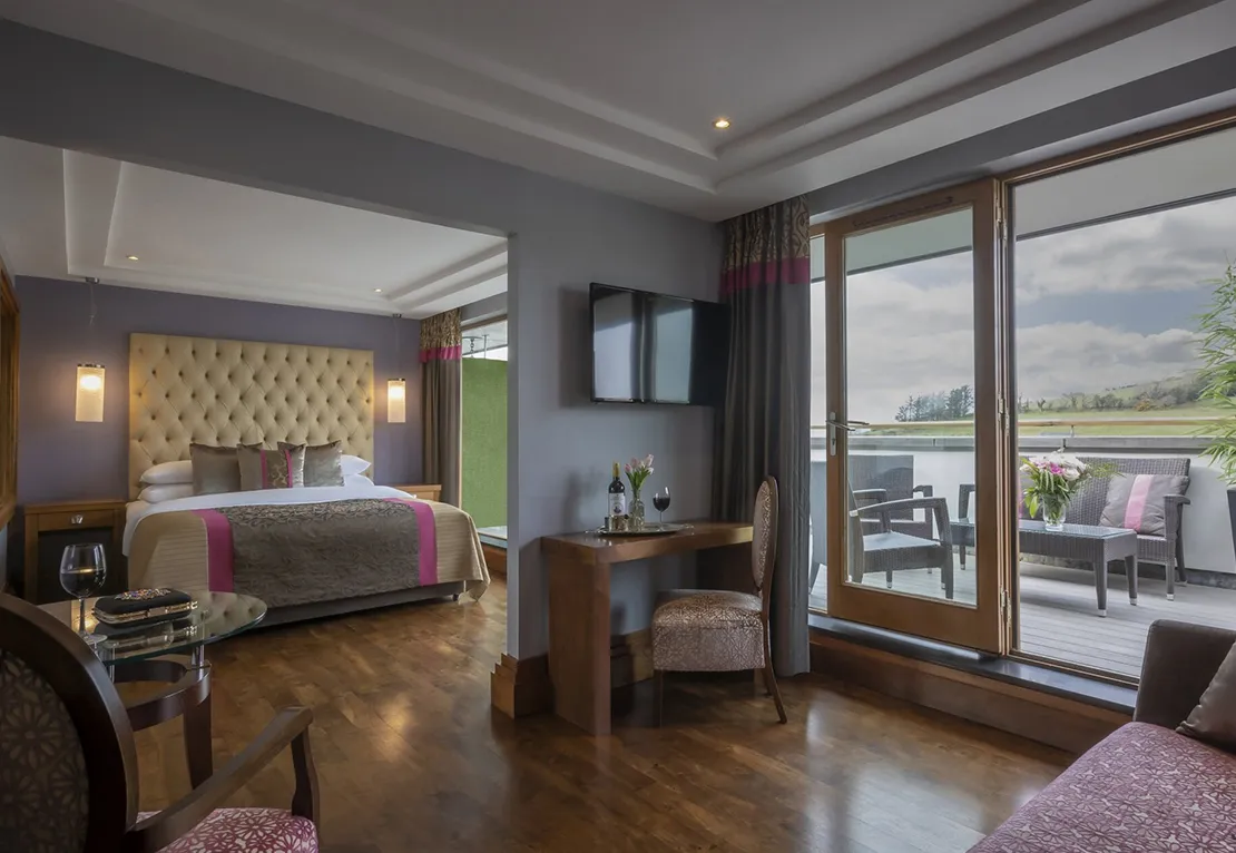 Room in the Maritime Hotel