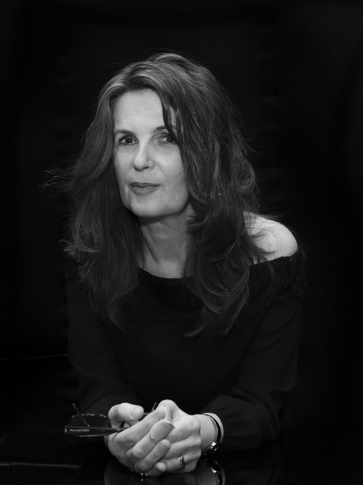 Christine Dwyer Hickey|Narrow Land cover - Christine Dwyer Hickey